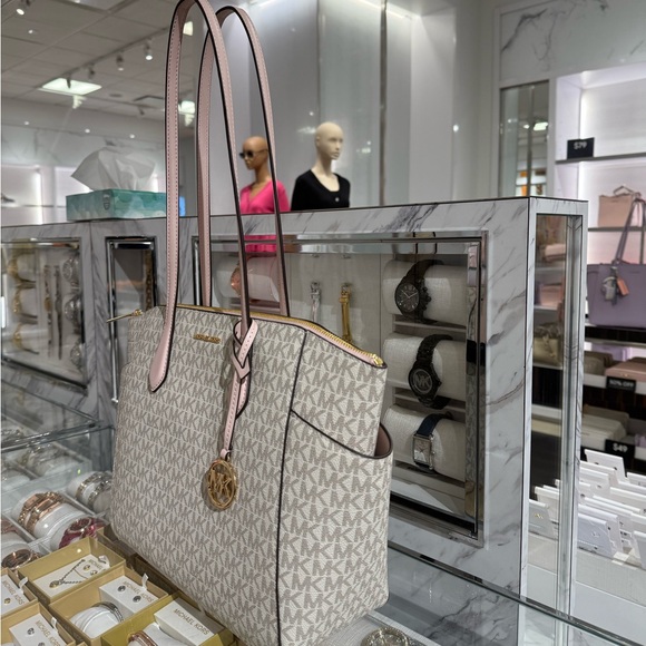 MICHAEL KORS Marilyn Medium Signature Logo Tote Bag - Picture 2 of 8